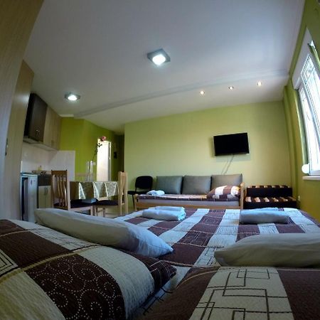 Apartments Popovic Belgrado Buitenkant foto
